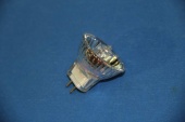 ���������� ����� � ����������� MR11  20W  220V � ��������-�������� ������������� ����