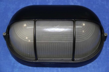 �������� ��������� U4027L [BK] � ��������-�������� �������� ����