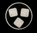���������� ������ L2972/470/3+1 LED (Black) � ��������-�������� �������� ����